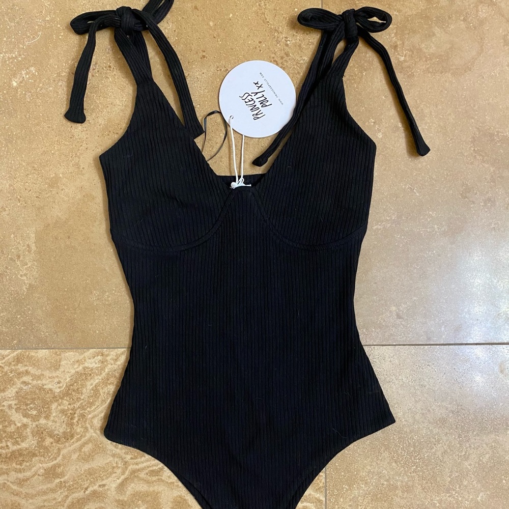 Princess Polly || Black Tie Up Bodysuit